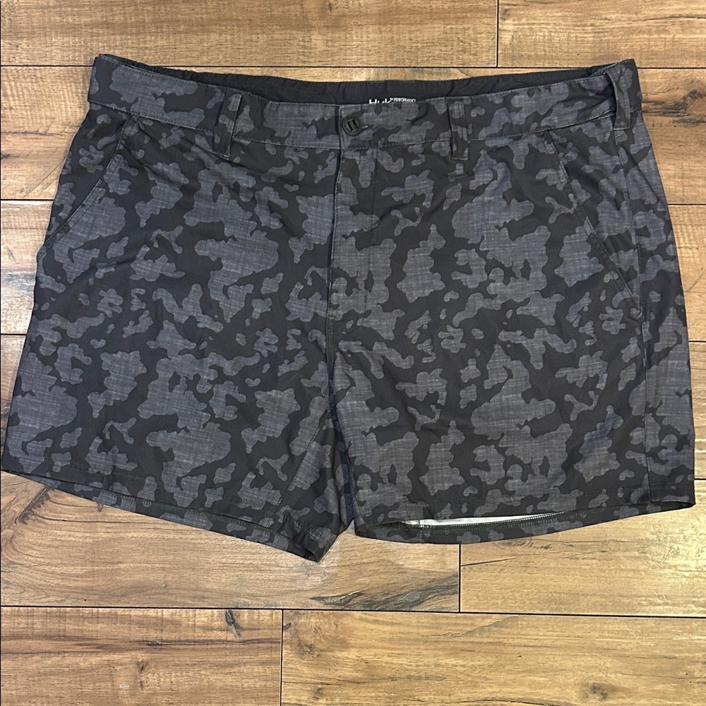 Huk Men's Dark Camo Flat Front Shorts